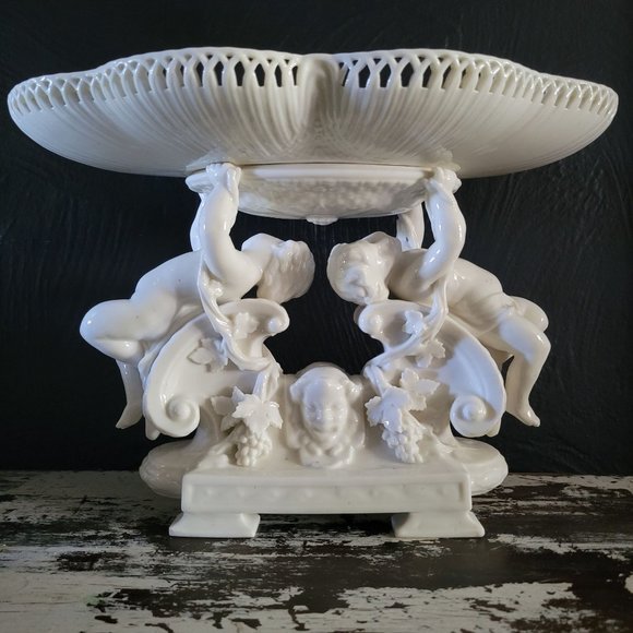 Vintage Porcelain Centerpiece Bowl, Pedestal Bowl with Putti / Cherubs - Picture 5 of 9